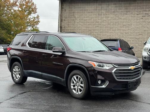 2021 Chevrolet Traverse LT Cloth