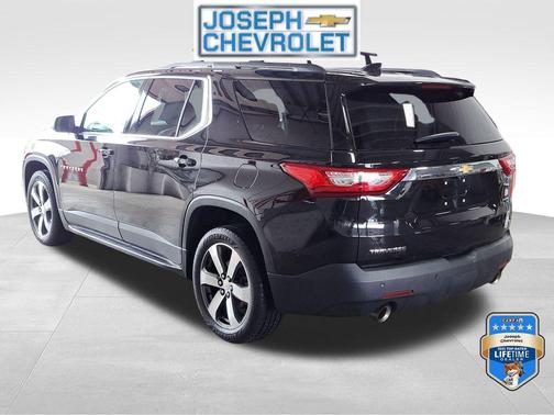 2021 Chevrolet Traverse LT Leather