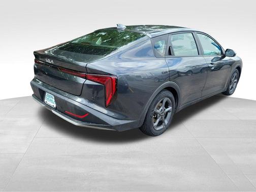 Interstellar Gray 2025 Kia K4 LXS