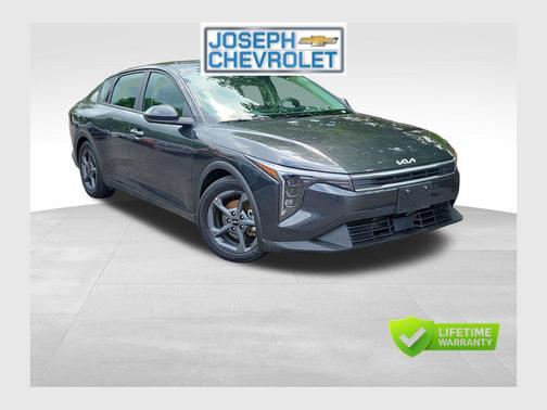 Interstellar Gray 2025 Kia K4 LXS