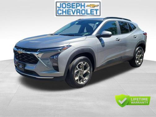 Sterling Gray Metallic 2025 Chevrolet Trax LT