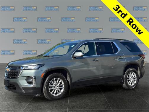 2023 Chevrolet Traverse LT Leather