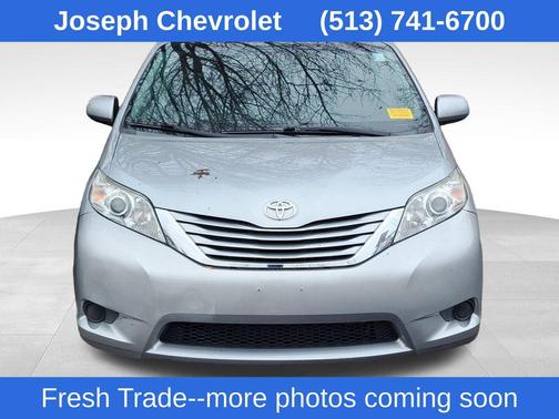 2015 Toyota Sienna LE