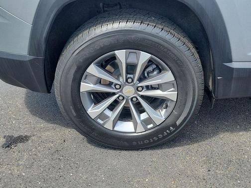 Sterling Gray Metallic 2025 Chevrolet Equinox 1LT