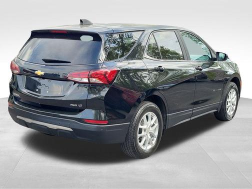 Mosaic Black Metallic 2024 Chevrolet Equinox 1LT
