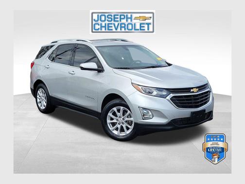 Silver Ice Metallic 2019 Chevrolet Equinox 1LT