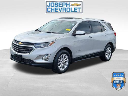 Silver Ice Metallic 2019 Chevrolet Equinox 1LT