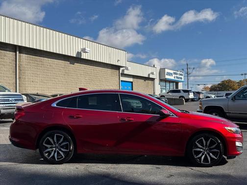 2024 Chevrolet Malibu FWD RS