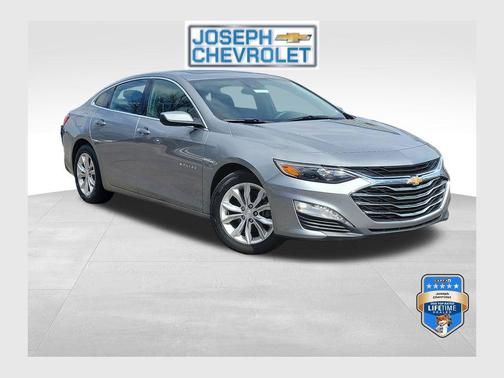 Sterling Gray Metallic 2024 Chevrolet Malibu FWD 1LT