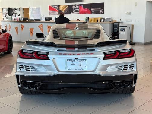 2026 Chevrolet Corvette E-Ray Coupe, 2LZ, RWD