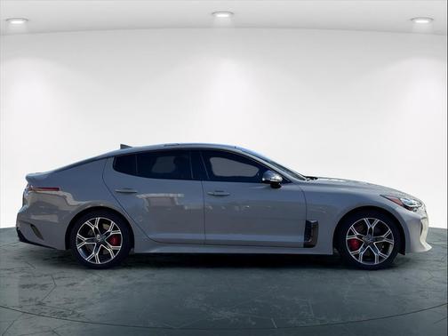 2018 Kia Stinger GT2