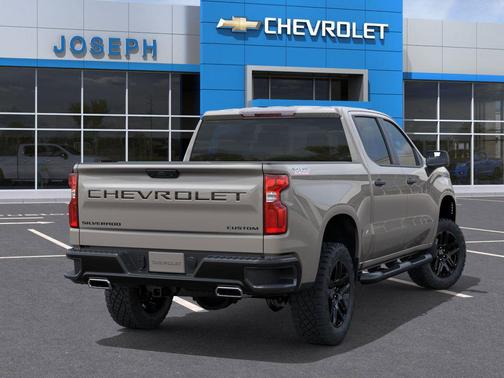 White Sands 2026 Chevrolet Silverado 1500 Custom Trail Boss