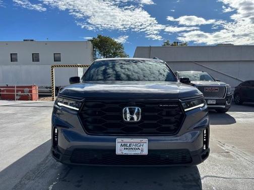 2025 Honda Pilot Black Edition