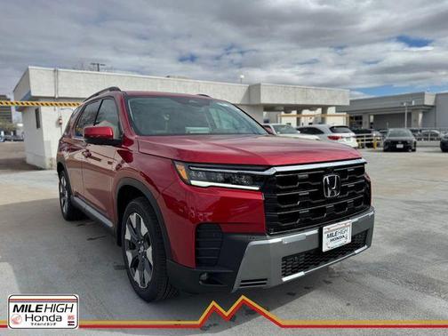 Radiant Red Metallic II 2026 Honda Pilot Touring