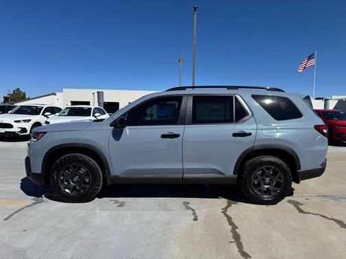 Sonic Gray Pearl 2026 Honda Pilot TrailSport