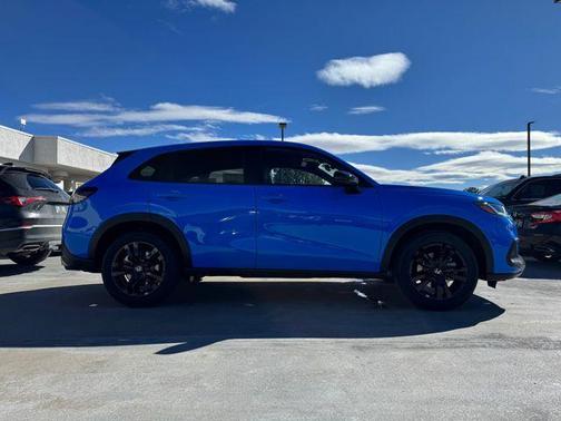 Blue Pearl 2027 Honda HR-V Sport