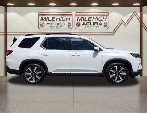 2025 Honda Pilot Touring
