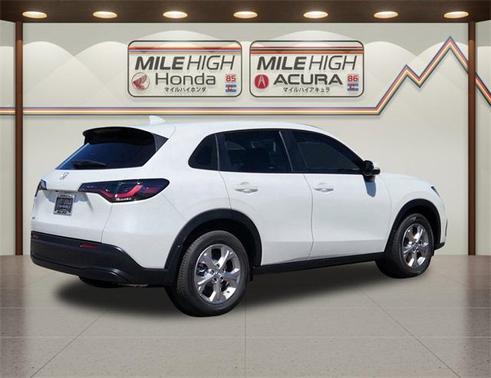 2025 Honda HR-V LX