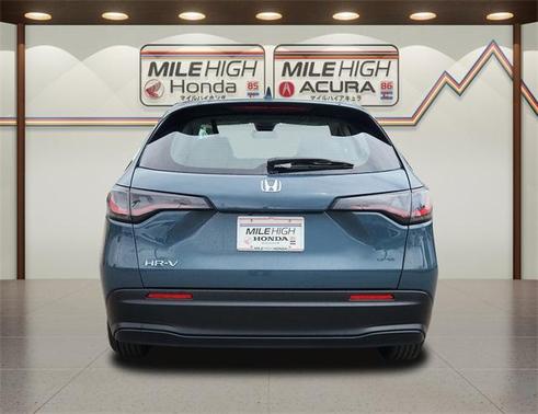 2025 Honda HR-V LX