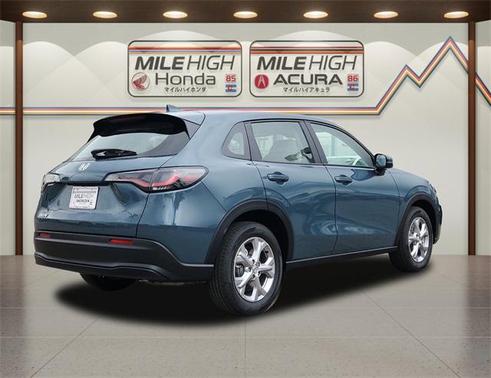 2025 Honda HR-V LX