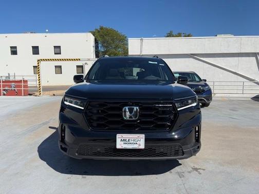 2025 Honda Pilot Black Edition