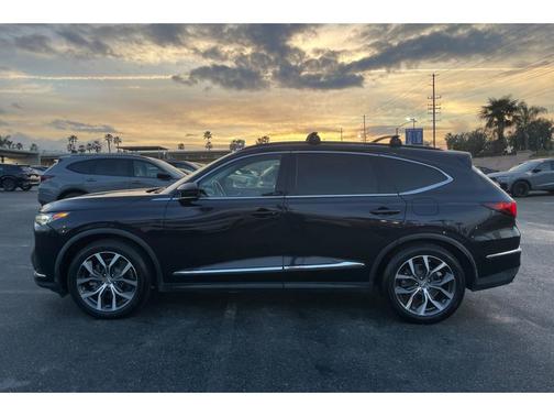2022 Acura MDX 