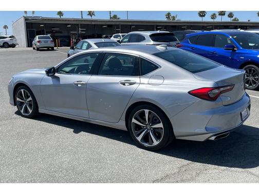 Lunar Silver Metallic 2025 Acura TLX