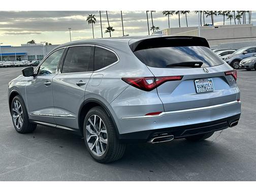 2023 Acura MDX 