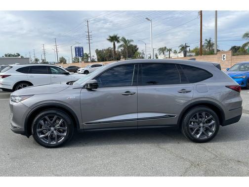 2023 Acura MDX 
