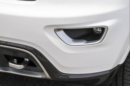 Bright White Clearcoat 2018 Jeep Grand Cherokee Sterling Edition