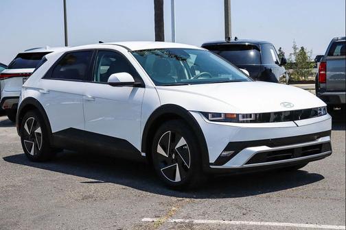 Atlas White 2026 Hyundai IONIQ 5 SEL