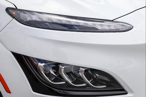 Lunar White 2023 Hyundai KONA EV Limited