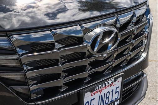 Phantom Black 2023 Hyundai TUCSON Limited