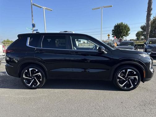 2024 Mitsubishi Outlander SE 2.5 2WD