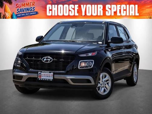 Onyx Black 2026 Hyundai VENUE SE