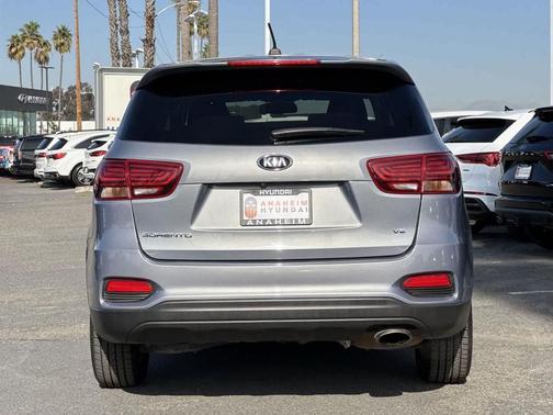 2020 Kia Sorento LX