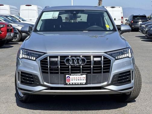 2024 Audi Q7 45 Premium Plus