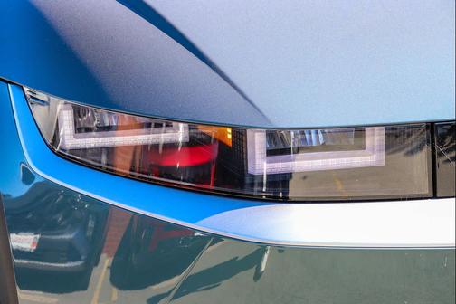 2026 Hyundai IONIQ 5 SE