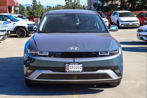 2026 Hyundai IONIQ 5 SE