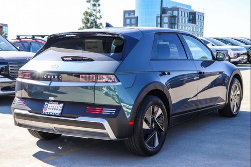 2026 Hyundai IONIQ 5 SE