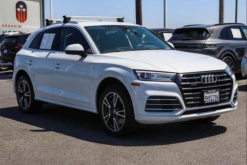 White 2020 Audi Q5 Premium 55 TFSI e quattro S tronic