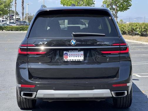 2023 BMW X7 xDrive40i