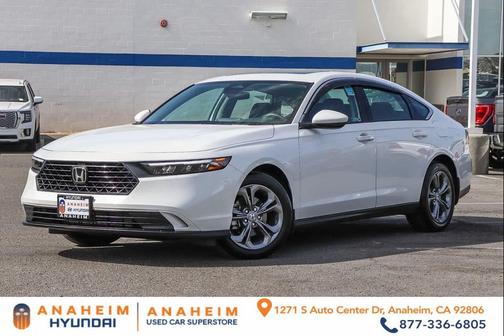 Platinum White Pearl 2024 Honda Accord EX