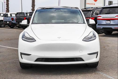 White 2020 Tesla Model Y Long Range Dual Motor All-Wheel Drive