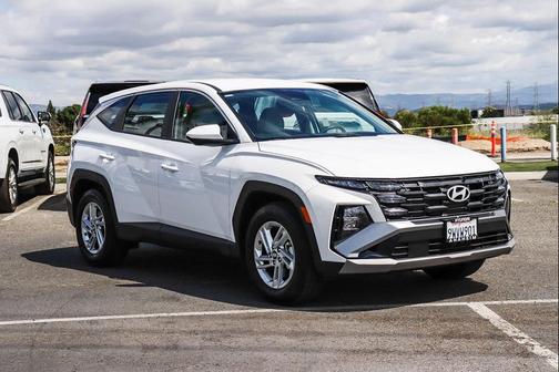 Serenity White Pearl 2025 Hyundai TUCSON SE