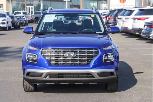 2023 Hyundai VENUE Limited