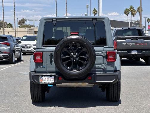 2024 Jeep Wrangler 4xe Sahara