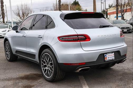 2017 Porsche Macan AWD