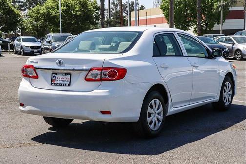 Super White 2011 Toyota Corolla S
