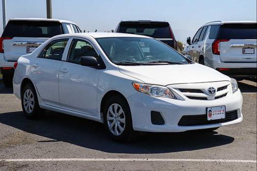 Super White 2011 Toyota Corolla S